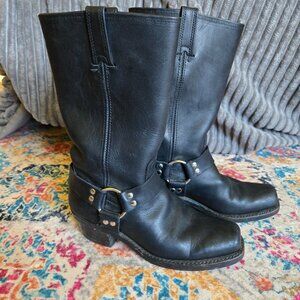 Frye Harness 12R size 8.5 M Women's Black Boots